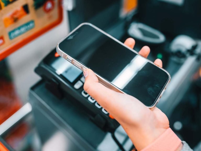 Does Trader Joe's Accept Apple Pay?